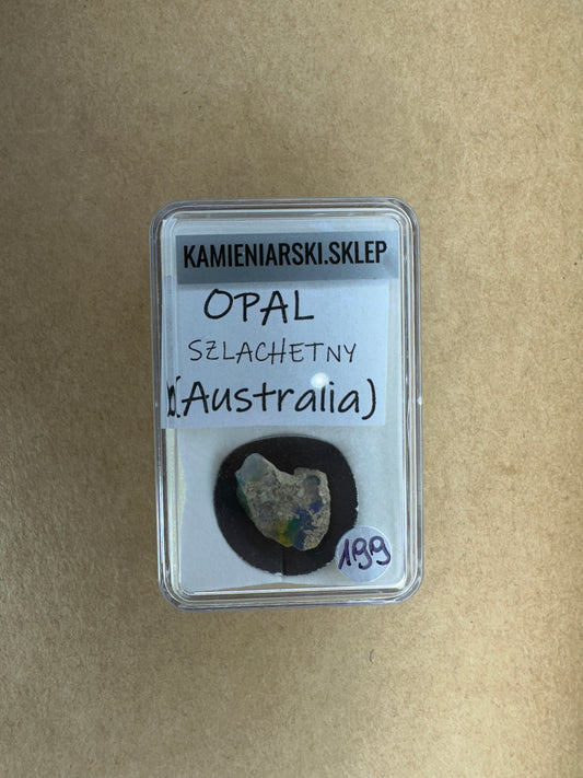 Opal Szlachetny